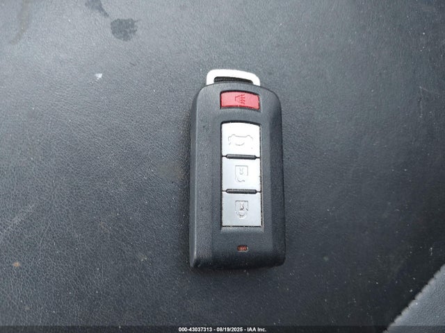 2020 MITSUBISHI OUTLANDER JA4AD3A39LZ034600 Photo 10