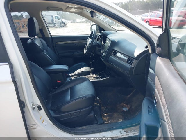 2020 MITSUBISHI OUTLANDER JA4AD3A39LZ034600 Photo 4