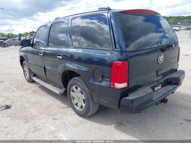 2005 CADILLAC ESCALADE 1GYEK63NX5R162760 Photo 2