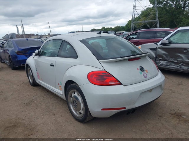 2015 VOLKSWAGEN BEETLE 3VWF17AT2FM600790 Photo 2