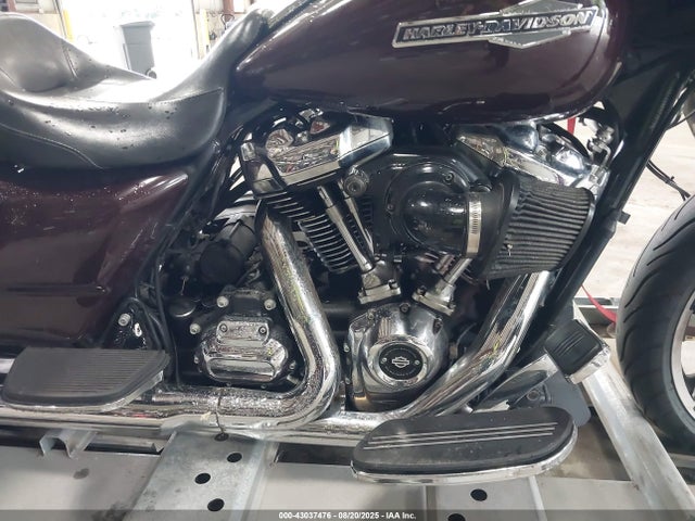 Harley-Davidson 2022 2022 1HD1KBC26NB627075 Image 8