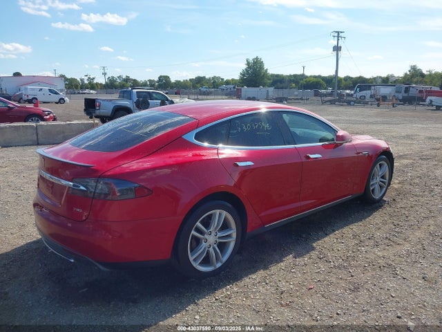 2014 TESLA MODEL S 5YJSA1H1XEFP30564 Photo 3