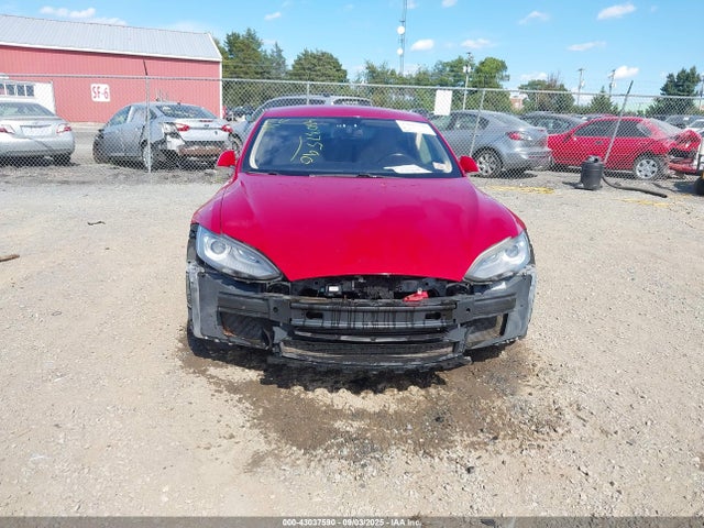 2014 TESLA MODEL S 5YJSA1H1XEFP30564 Photo 5