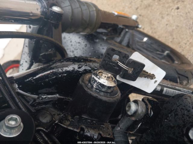 2022 HARLEY-DAVIDSON XL883 1HD4LE214NB417028 Photo 10