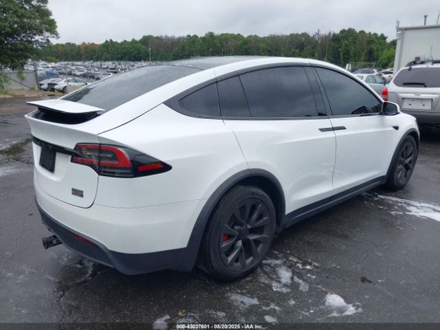 2023 TESLA MODEL X 7SAXCBE61PF407905 Photo 3
