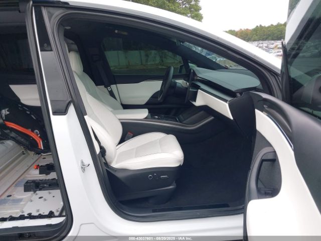 2023 TESLA MODEL X 7SAXCBE61PF407905 Photo 4