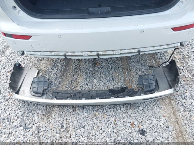 JA4J4VA88RZ040582 Mitsubishi Outlander