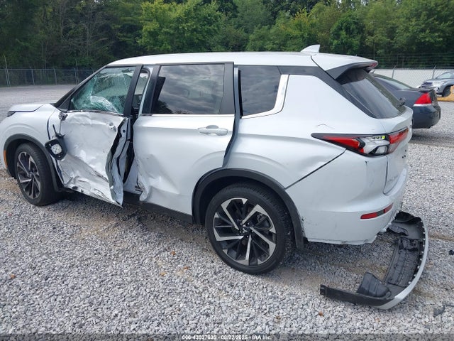 JA4J4VA88RZ040582 Mitsubishi Outlander