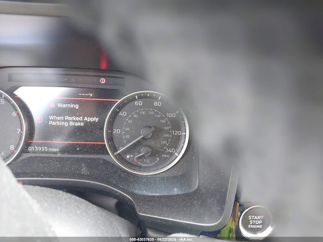 JA4J4VA88RZ040582 Mitsubishi Outlander