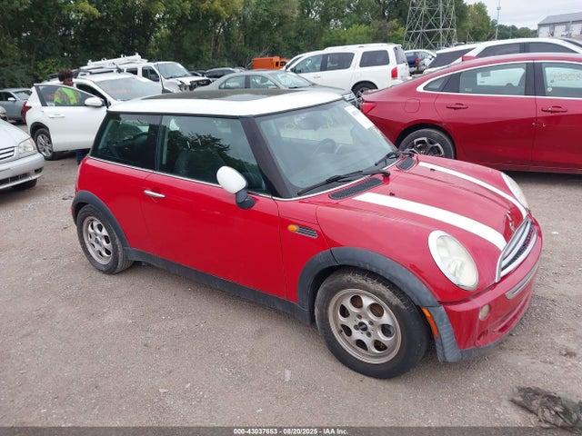 2005 MINI COOPER WMWRC33425TJ66506 Photo 0