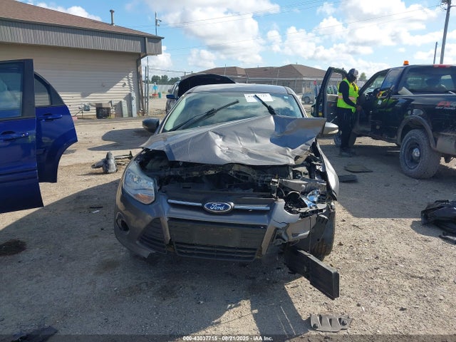Ford Focus 2014 1FADP3K26EL136206 Image 13