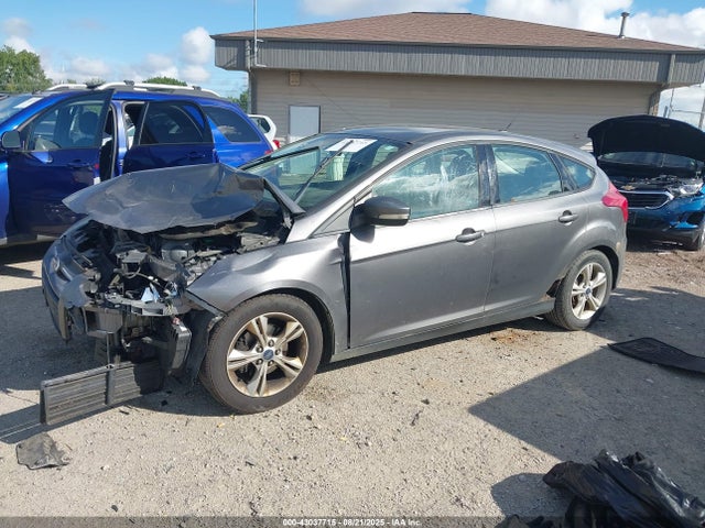 Ford Focus 2014 1FADP3K26EL136206 Image 2