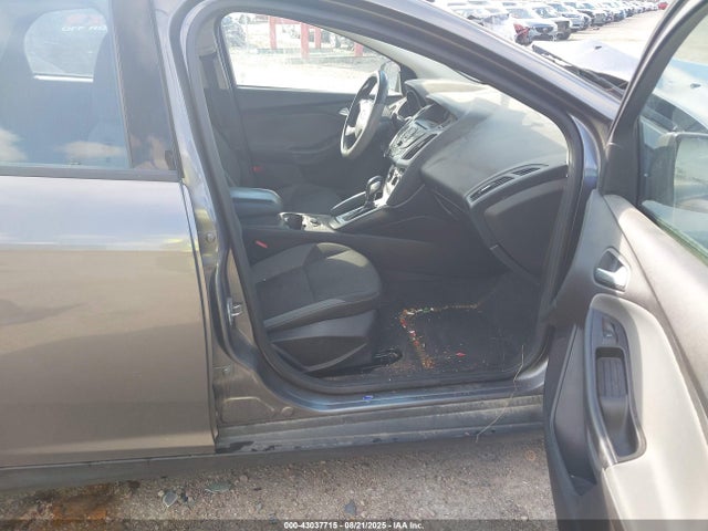 Ford Focus 2014 1FADP3K26EL136206 Image 5