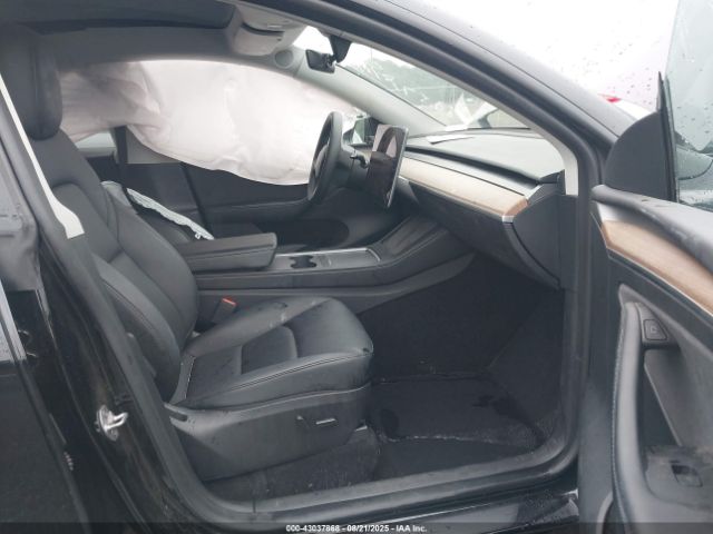 2023 TESLA MODEL Y 7SAYGDEF7PF980571 Photo 4