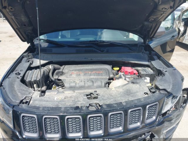 2019 JEEP COMPASS 3C4NJDDB8KT840443 Photo 9