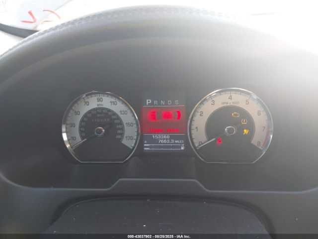 2011 JAGUAR XF SAJWA0FBXBLS04162 Photo 6