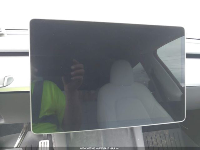 2024 TESLA MODEL Y 7SAYGDEFXRF022897 Photo 6