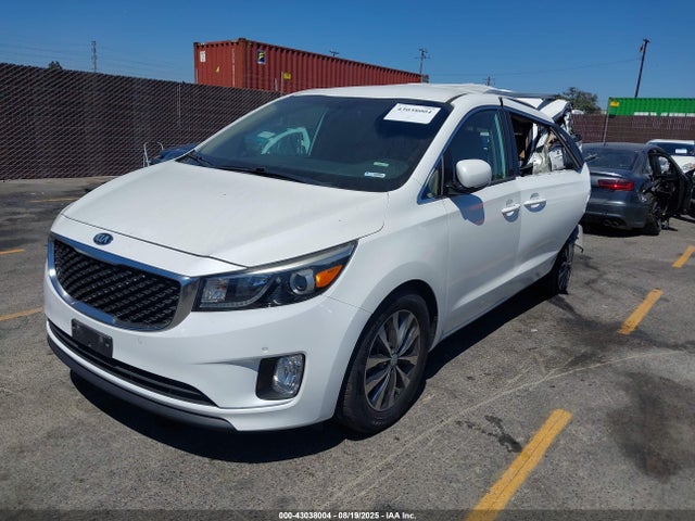 KNDMC5C19J6407789 KIA Sedona