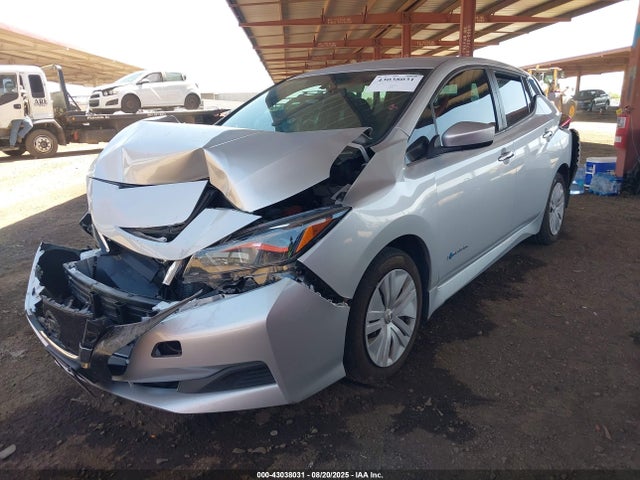 Nissan Leaf 2018 1N4AZ1CP6JC314606 Image 2