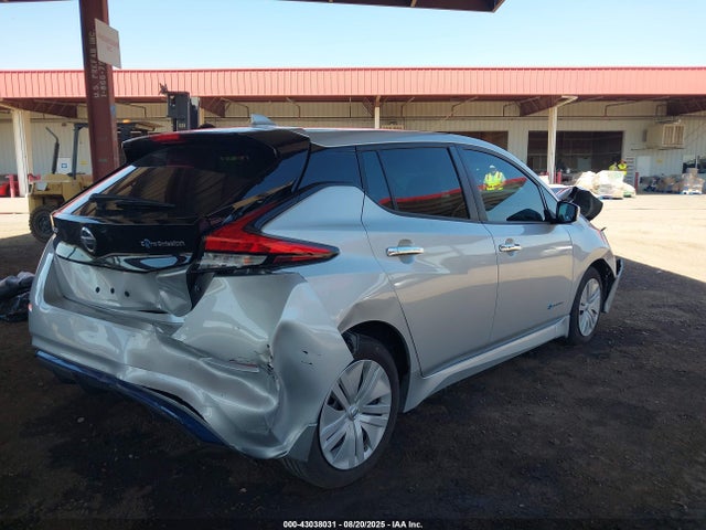 Nissan Leaf 2018 1N4AZ1CP6JC314606 Image 4