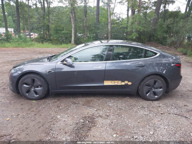 5YJ3E1EA2LF739253 Tesla MODEL 3
