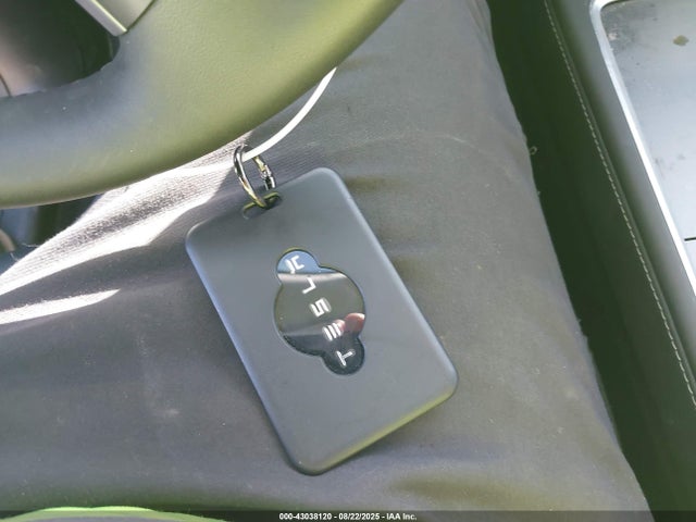 2025 TESLA MODEL Y 7SAYGDED9SA378226 Photo 10