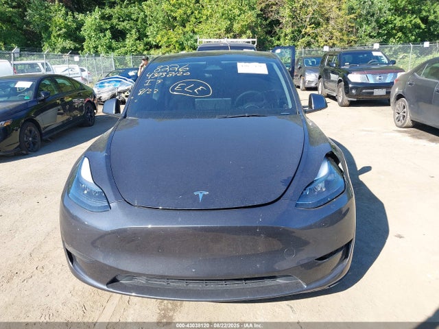 7SAYGDED9SA378226 Tesla Model Y