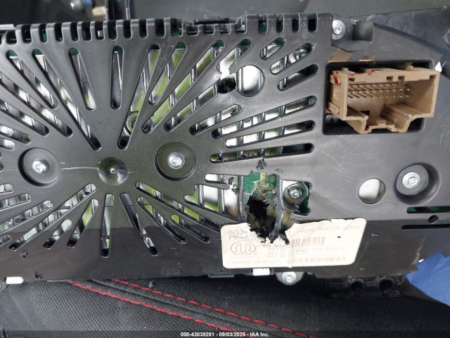 1C4HJXFN6NW242016 Jeep Wrangler