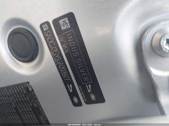 2018 JAGUAR F-PACE SADCJ2GX9JA203977 Photo 8