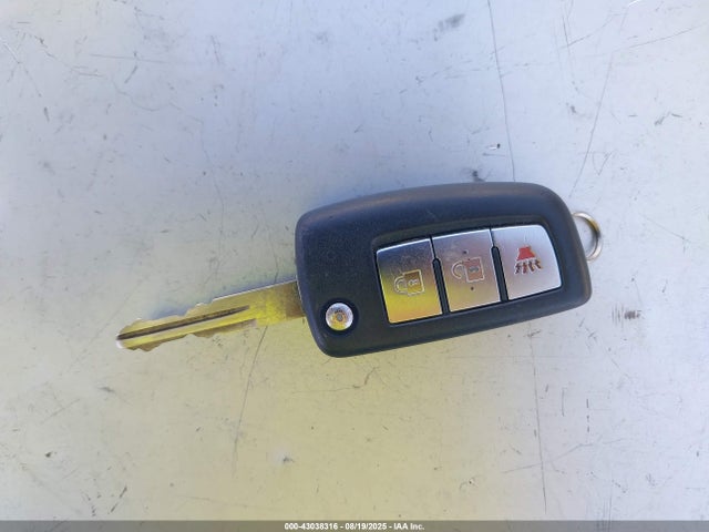 5N1AT2MT2GC861115 Nissan 2016