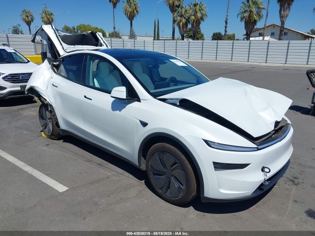 2026 TESLA MODEL Y 7SAYGDEE1TF328952 Photo 0