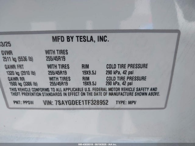 2026 TESLA MODEL Y 7SAYGDEE1TF328952 Photo 8