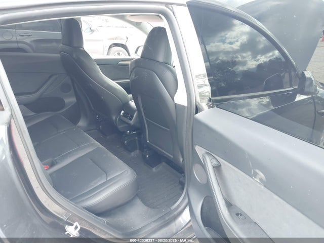 2024 TESLA MODEL Y 7SAYGDEE6RF993466 Photo 7