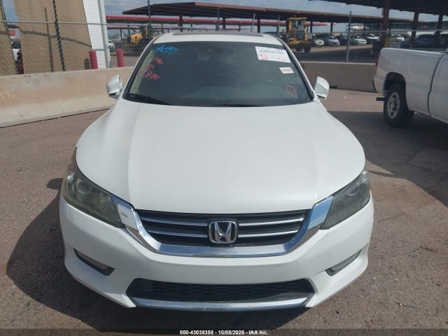 Honda j35y1 2014 1HGCR3F89EA027668 Image 12