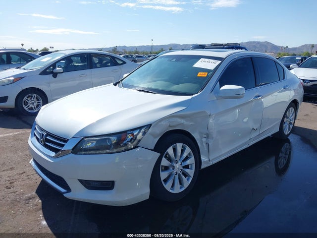 Honda j35y1 2014 1HGCR3F89EA027668 Image 6
