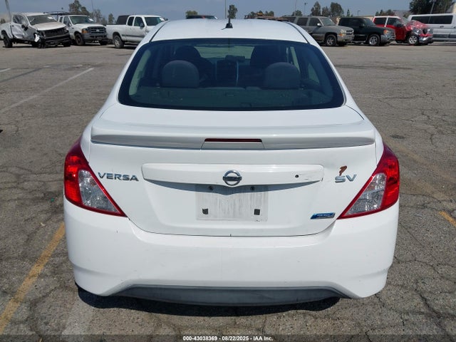 Nissan 2016 2016 3N1CN7AP2GL803329 Image 16