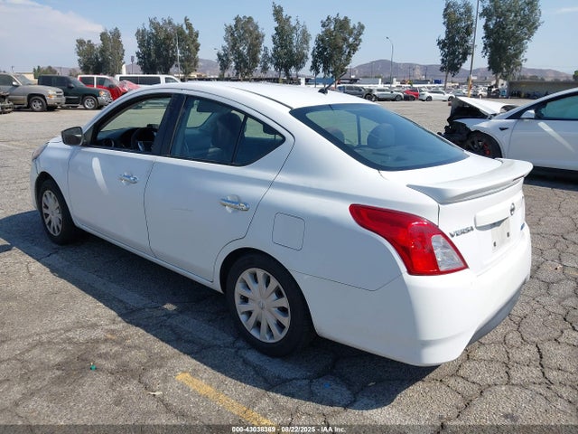 Nissan 2016 2016 3N1CN7AP2GL803329 Image 3
