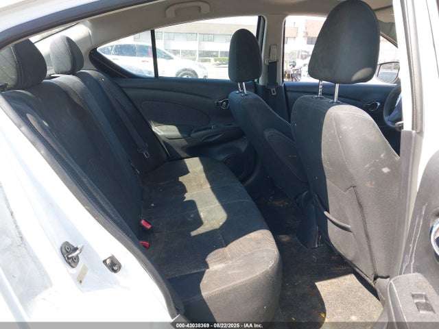 Nissan 2016 2016 3N1CN7AP2GL803329 Image 8