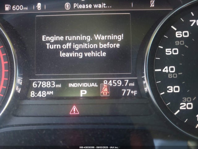 43038399 :رقم المزاد ، WAUDNAF4XKN005759 vin ، 2019 Audi A4 45 Premium مزاد بيع