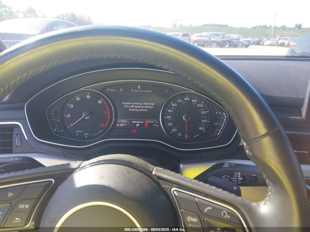 43038399 :رقم المزاد ، WAUDNAF4XKN005759 vin ، 2019 Audi A4 45 Premium مزاد بيع