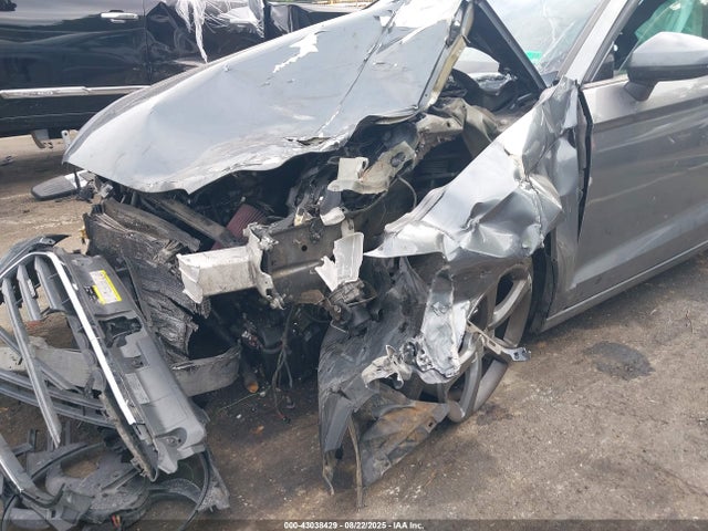 2016 AUDI A3 WAUB8GFF3G1073306 Photo 5