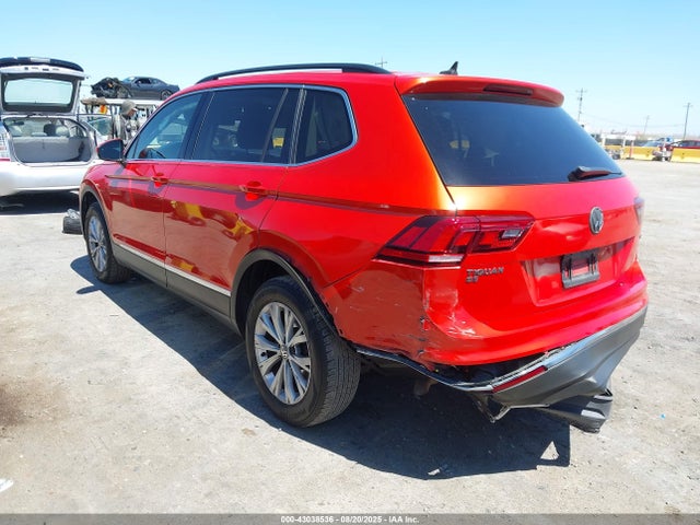 3VV3B7AXXJM089832 Volkswagen Tiguan