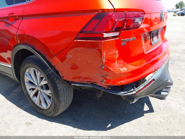 3VV3B7AXXJM089832 Volkswagen Tiguan