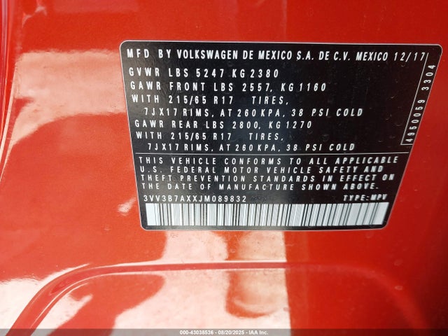3VV3B7AXXJM089832 Volkswagen Tiguan