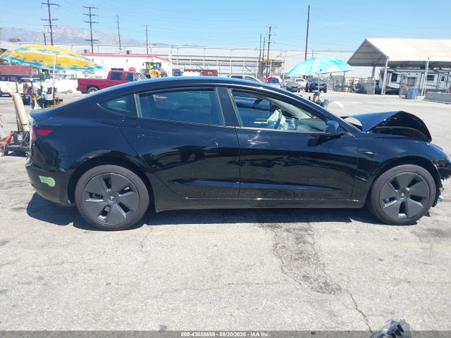 Tesla MODEL 3 2023 5YJ3E1EA8PF555103 Image 13