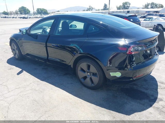 2023 TESLA MODEL 3 5YJ3E1EA8PF555103 Photo 2
