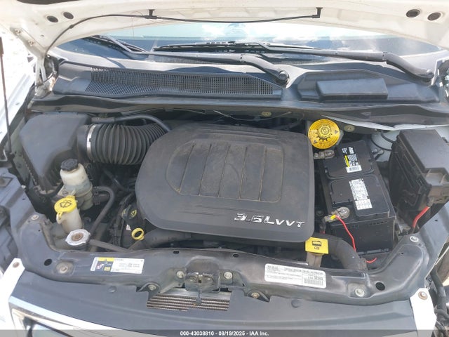2C4RC1BG6GR129715 Chrysler Town and Country