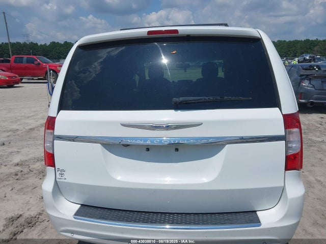 2C4RC1BG6GR129715 Chrysler Town and Country