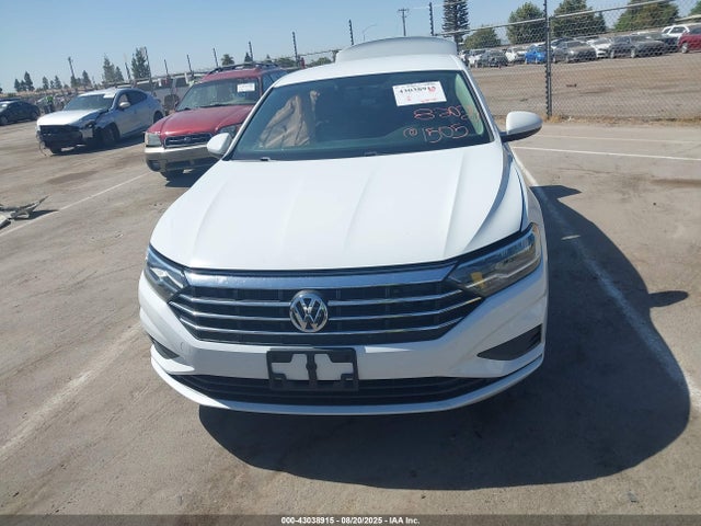 3VWC57BU9MM020349 Volkswagen tsi