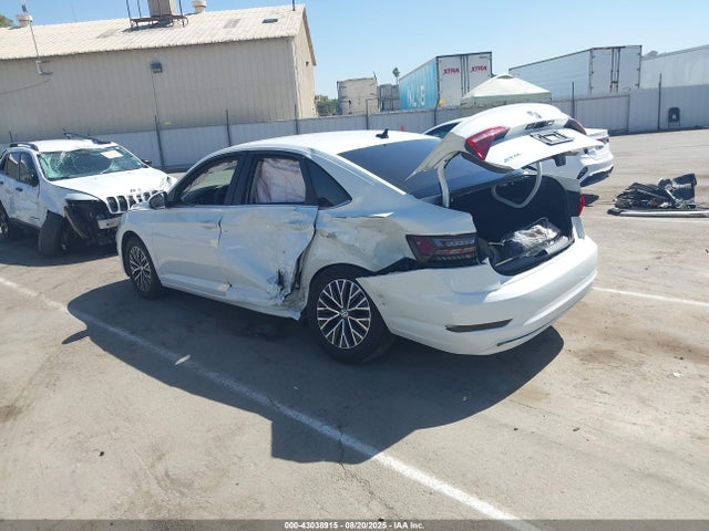3VWC57BU9MM020349 Volkswagen tsi